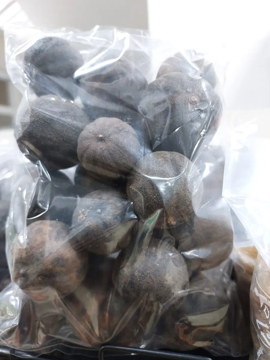 Dried Limes (Limoo Amani)