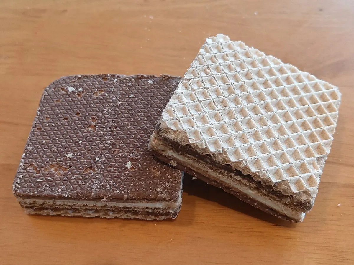 Minoo Cream Wafers