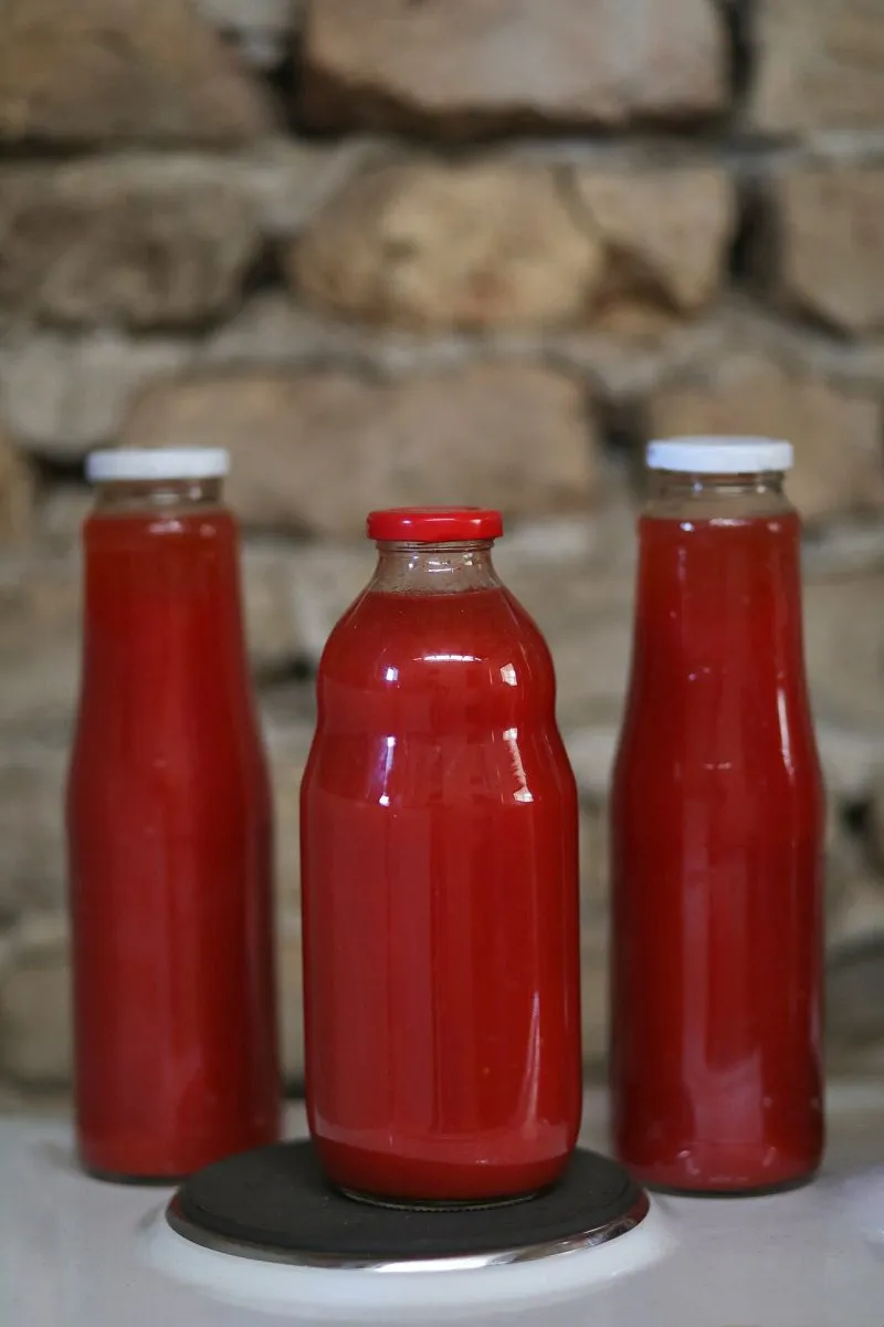 Tabarok Tomato Paste Glass Jar