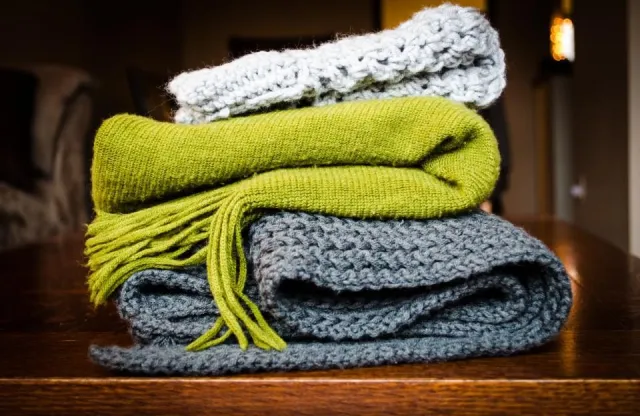 Lightweight Fleece Throw