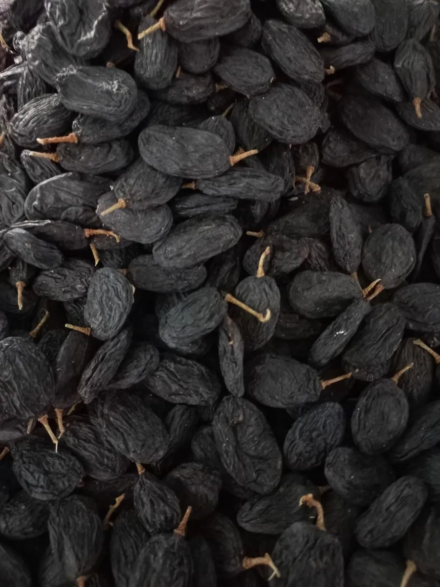 Black Raisins